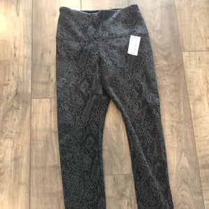 Women’s leggings size S